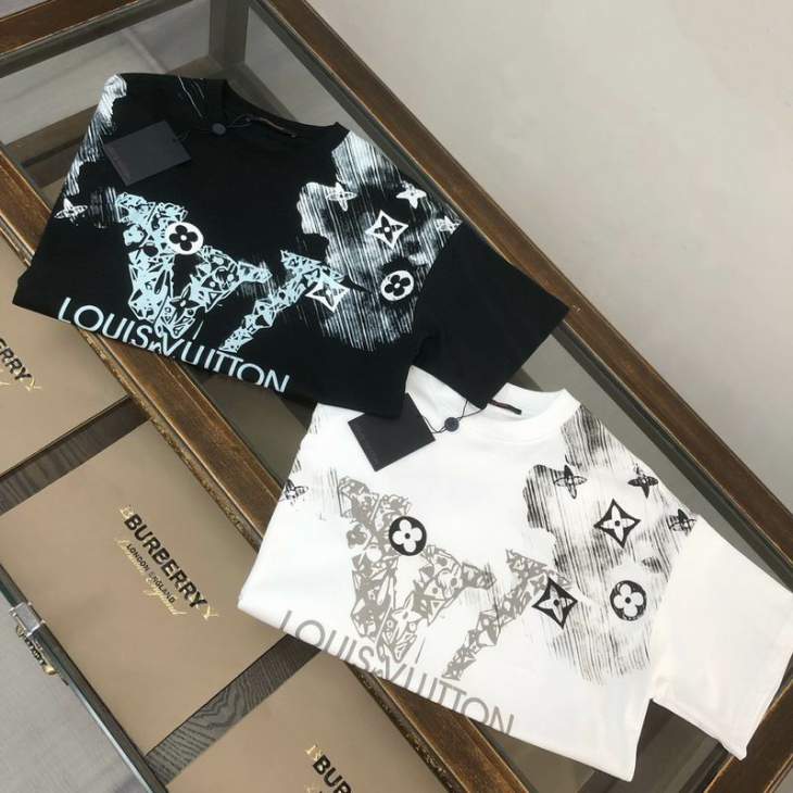 Picture of Louis Vuitton T Shirts Short _SKULVXS-Ltltx2056690